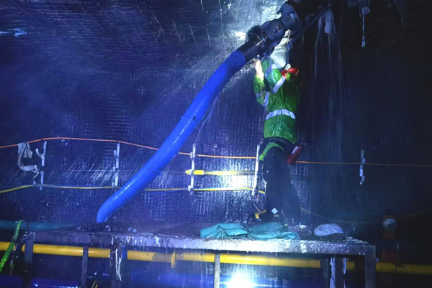 煤海深处的极限抢修-2