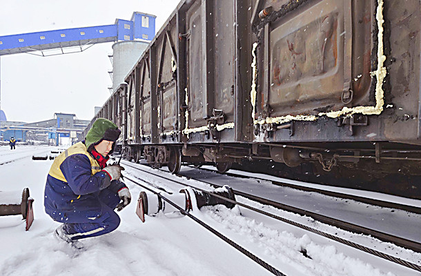 风雪保供路-3