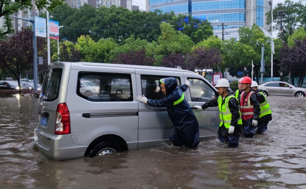 防汛救灾进行时！冲在抢险一线的“电建蓝”-5