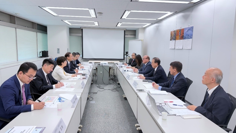 辛保安主席出访日本并与有关方面举行会谈-1