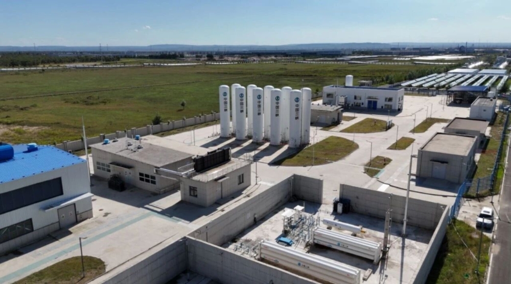 三峡集团首个“制储运加”绿氢项目完成调试-1