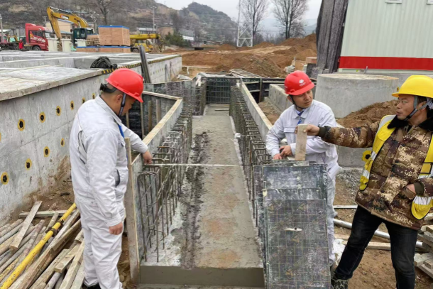 温泉乡间追光忙-3