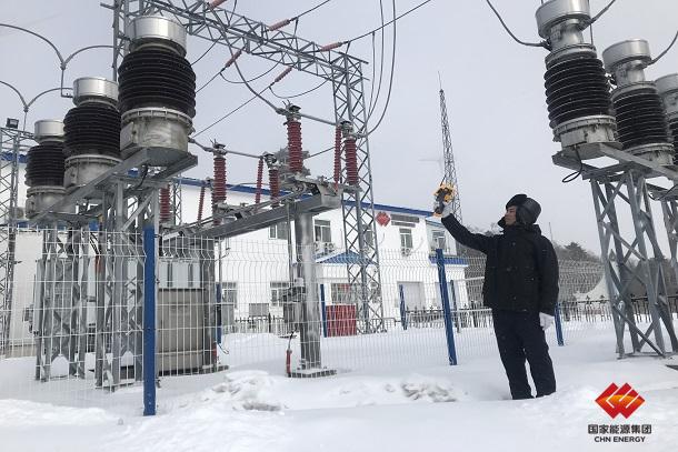 龙源辽宁昌图风电场“急战风雪”保供电安全-1