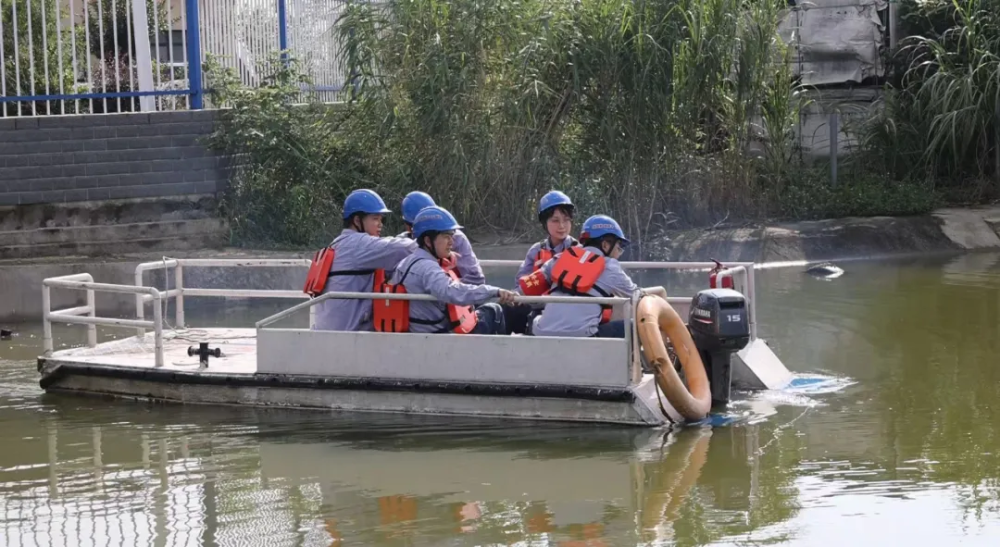 防汛保电！中广核新能源参与湖南岳阳华容县抢险救灾-4