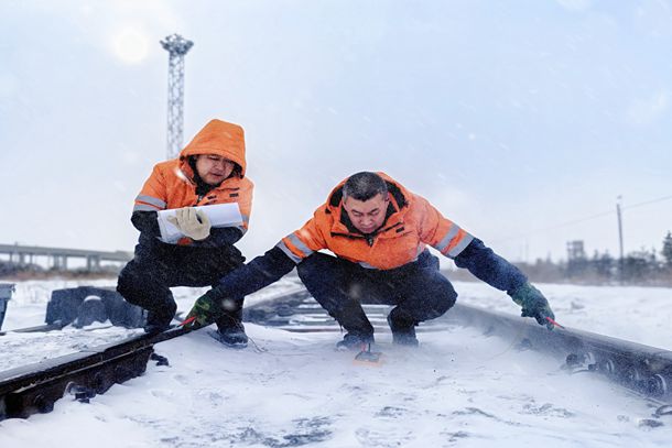 凌风战雪 挺起运输“脊梁”-3
