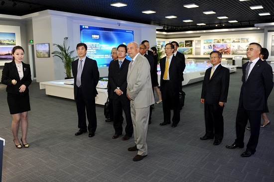 Cao Peixi and Guo Junming met with Chairman and CEO of Fairfax-2