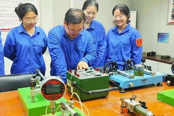 青春动能激活能源转型新引擎-2