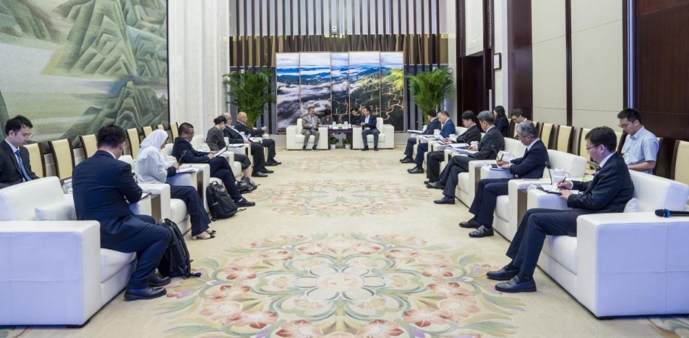 国家电投集团与沙特国际电力和水务公司座谈-1