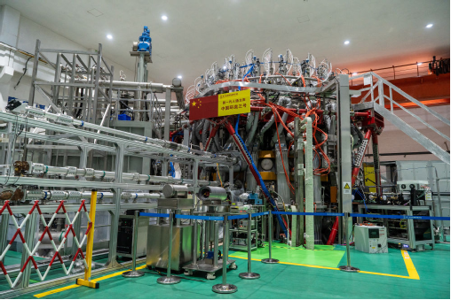 新华社：新质生产力一线观察丨中核集团：打造“硬核”科技的更多可能-2
