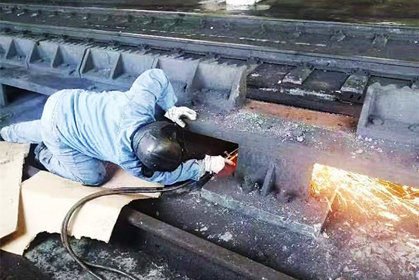 与时间赛跑的“攻坚战”-1