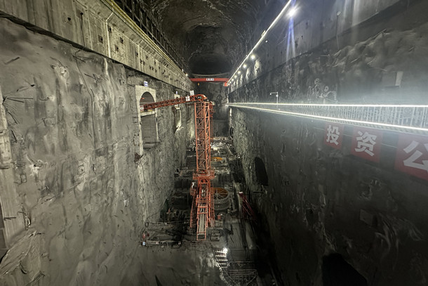 大渡河金川厂房春节期间迎混凝土浇筑高峰-1