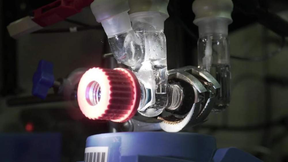 新型“人造树叶”将CO2转为化工原料-1