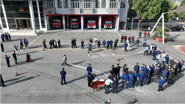 三峡坝区齐练“内功”   防患于未“燃”-1